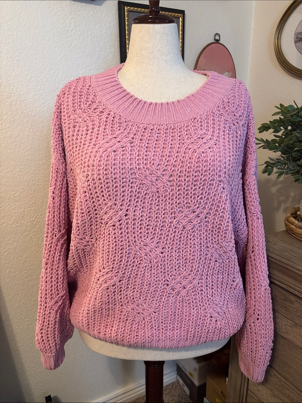 Miracle Chunky Cable Knit Chenille Sweater-Cherry Blossom Pink-Size Medium